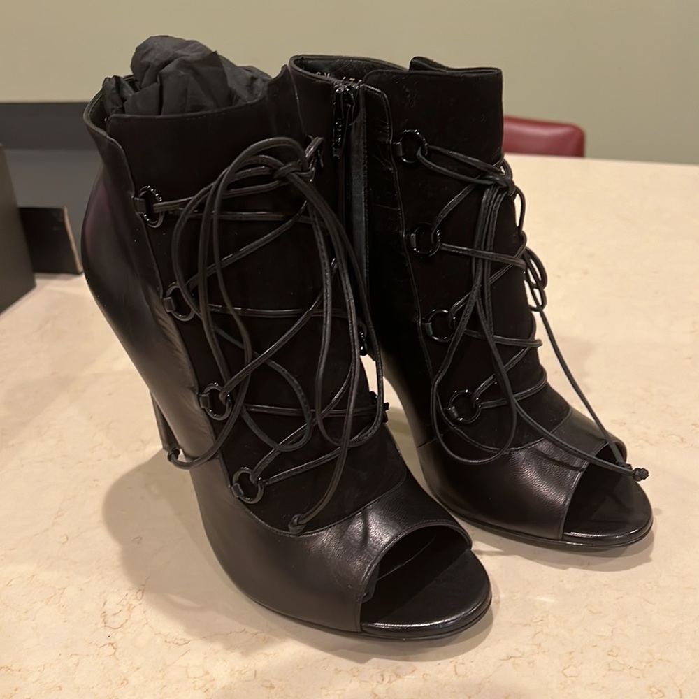 Yves Saint Laurent leather black bootie heels